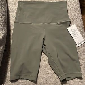 NWT align super high rise short 10”